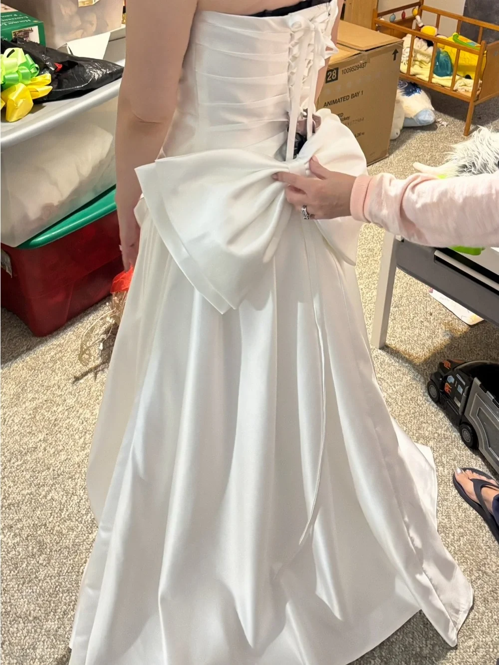 Source Unknown Ivory Strapless Satin Wedding Gown with Draped Skirt - Picture 5 of 5